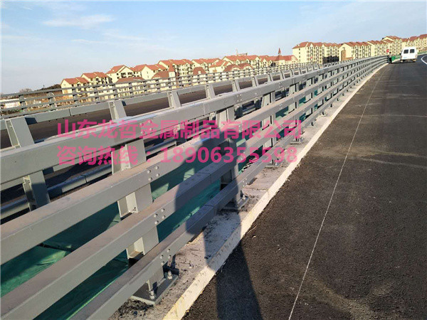 橋梁防撞護欄，防撞欄桿